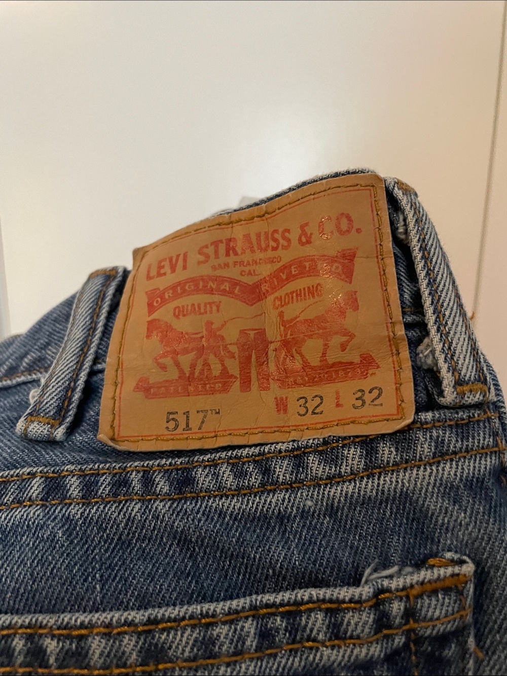 Levi's Bootcut Jeans in Classic Blue Denim